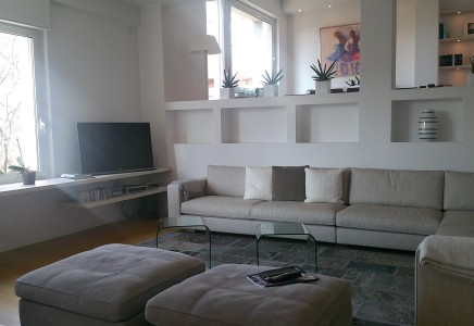 Image for TV 4218 – Vendesi raffinato appartamento con 5 camere in pieno centro