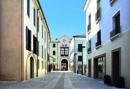 Image for TV 4345 – Vendesi mansarda con garage, contesto esclusivo a Treviso città