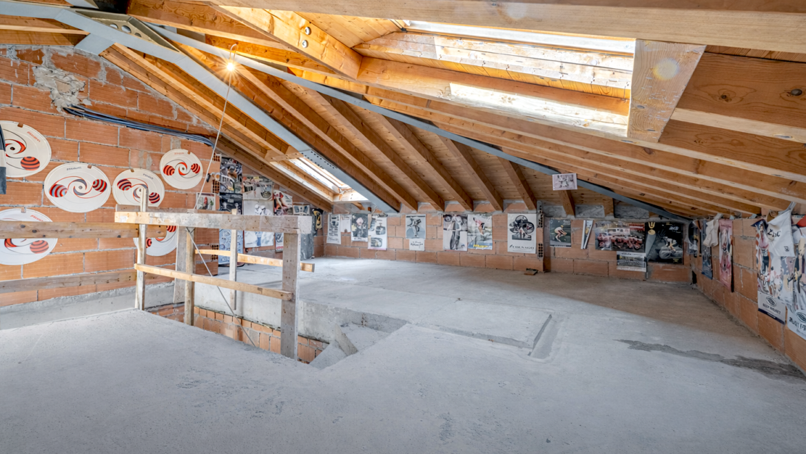 rif. 5101 (7) sottotetto