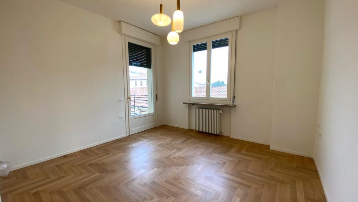 rif. 5109 (7) camera padronale