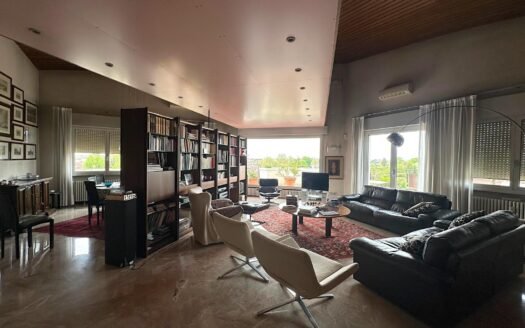 SUPER ATTICO PANORAMICO con TERRAZZE e GARAGE